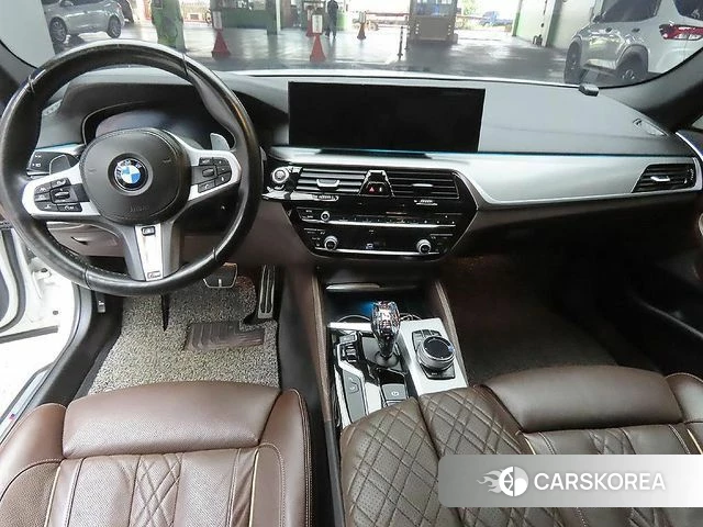 BMW 5 Series (G30) id 4651927 из Кореи 18