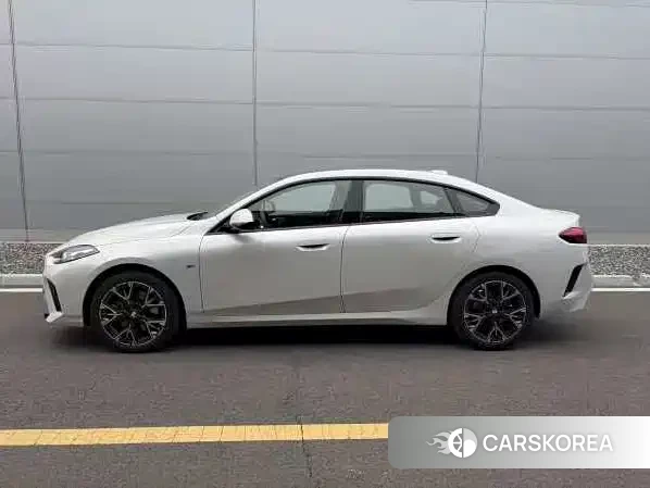BMW 2 series id 4570591 из Китая 8