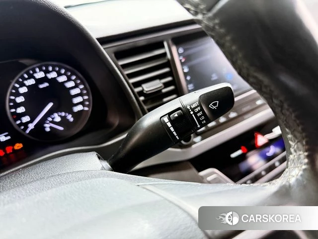 Hyundai Avante AD id 4203839 из Кореи 18