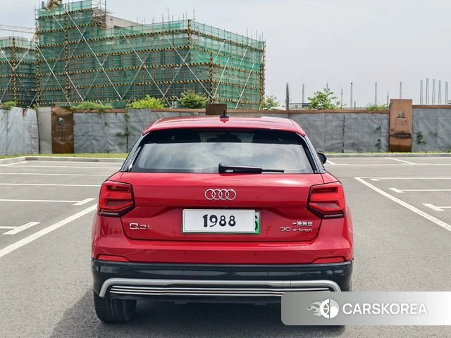 Audi Q2L e-tron id 4221566 из Китая 17