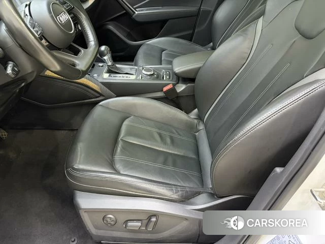 Audi Q2L id 4290737 из Китая 17