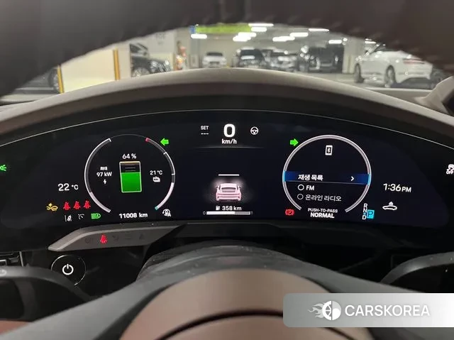 Porsche Taycan id 3359459 из Кореи 13