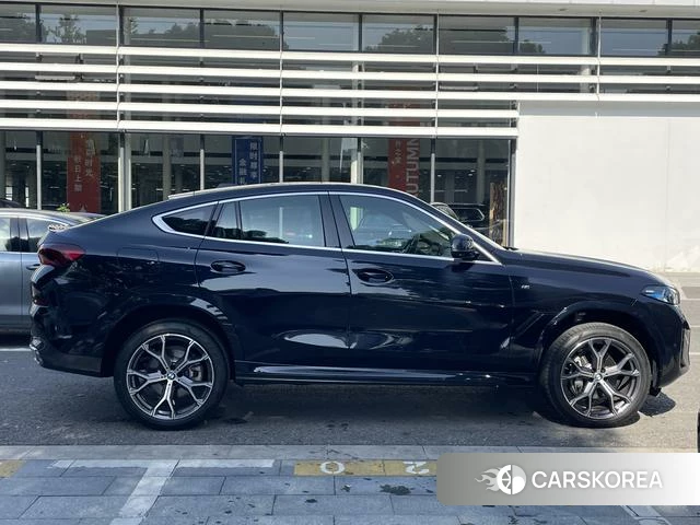 BMW X6 id 4265413 из Китая 13