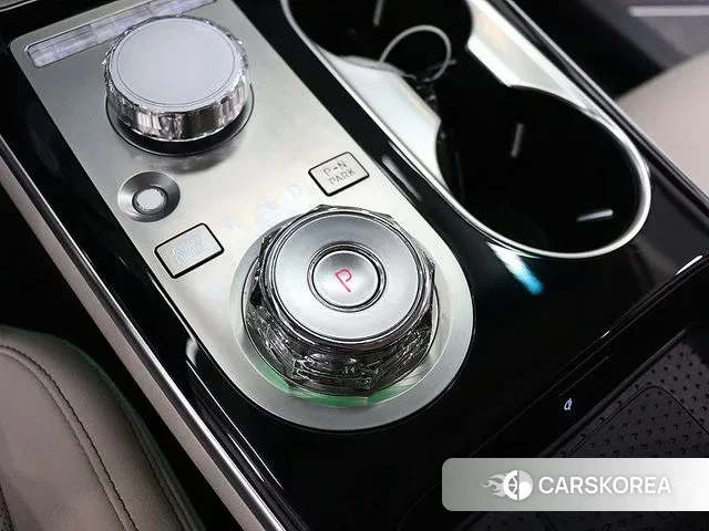 Genesis GV70 id 3082005 из Кореи 18