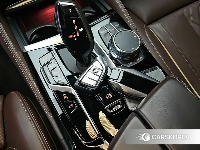 BMW 5 Series (G30) id 4507207 из Кореи 15