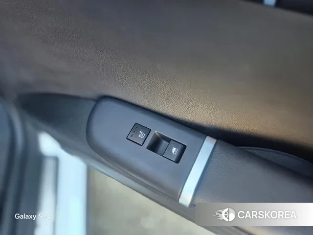 Hyundai Grandeur Hybrid (GN7) id 3399858 из Кореи 16