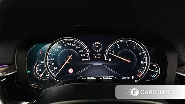 BMW 5 Series (G30) id 4378119 из Кореи 29