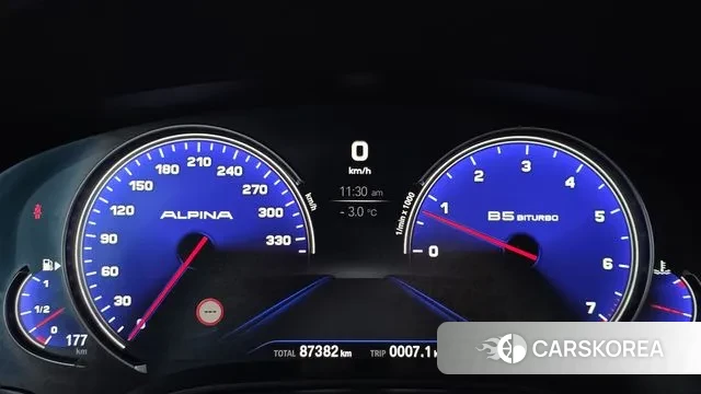 BMW 5 Series (G30) id 3622645 из Кореи 18