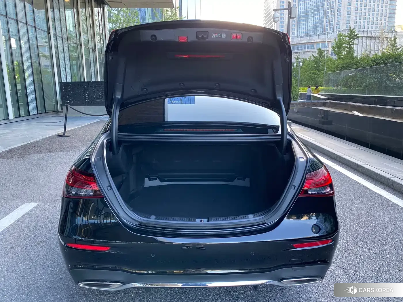 Mercedes-Benz E-Class id 4589254 из Китая 25
