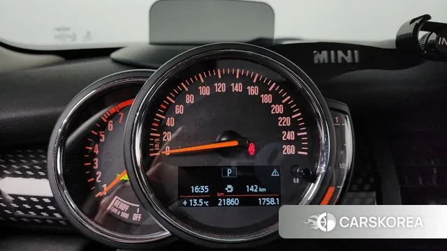 Mini Cooper S id 3396569 из Кореи 18