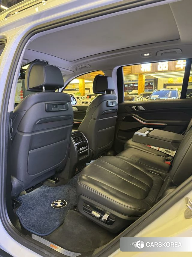 BMW X7 id 4198897 из Китая 8