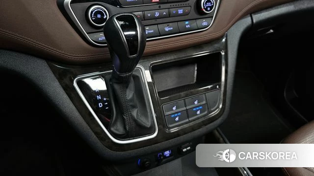 Hyundai The New Grand Starex id 4325854 из Кореи 27