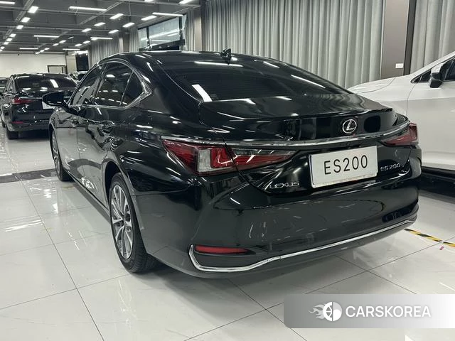 Lexus ES id 4298255 из Китая 10