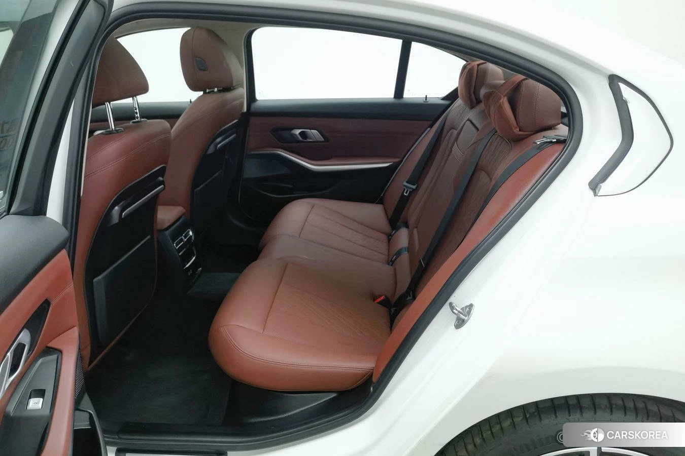 BMW 3 series id 4426696 из Китая 22