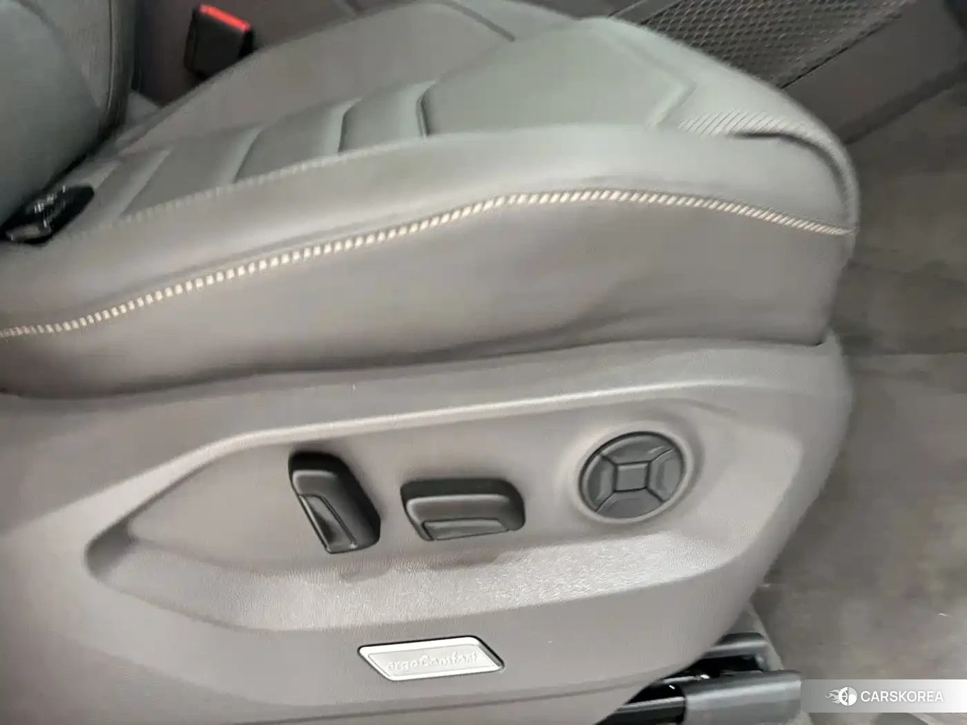 Volkswagen Touareg id 4679569 из Китая 30