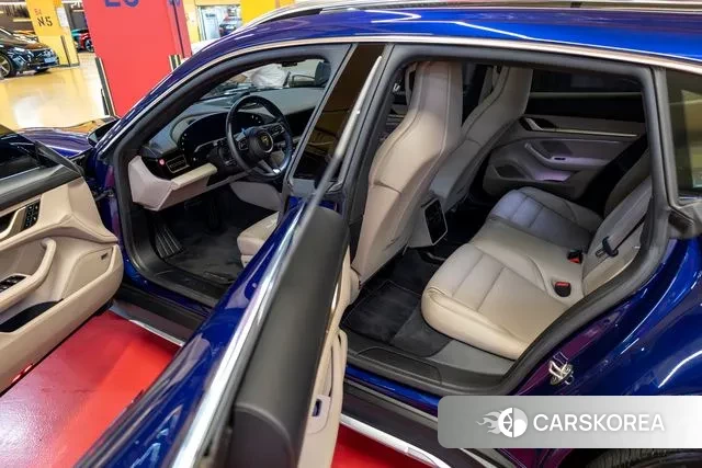 Porsche Taycan id 3125368 из Кореи 18