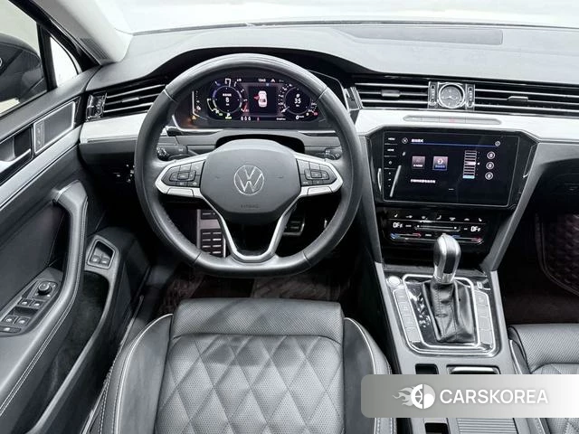 Volkswagen Magotan PHEV id 4300318 из Китая 14