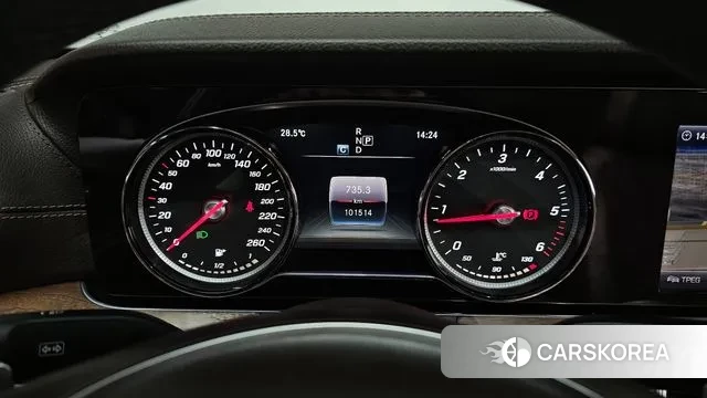 Mercedes-Benz E-Class W213 id 3156889 из Кореи 18