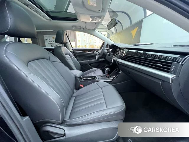 Volkswagen Passat id 4342095 из Китая 20