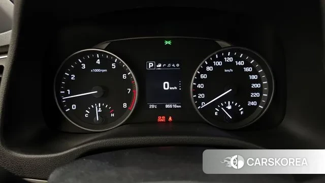 Hyundai Avante AD id 3034260 из Кореи 18