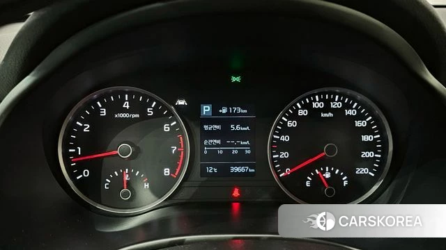 Kia Stonic id 3880012 из Кореи 18