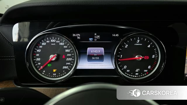 Mercedes-Benz E-Class W213 id 3924703 из Кореи 18