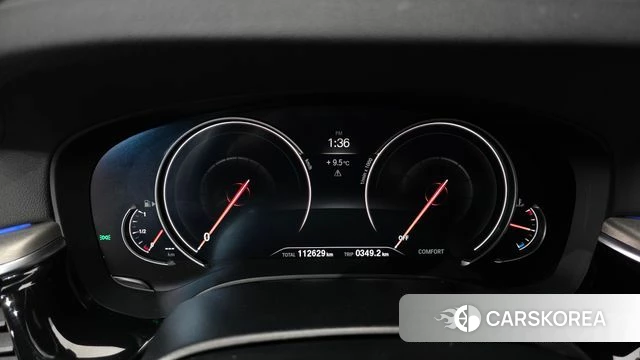 BMW 5 Series (G30) id 3821101 из Кореи 18