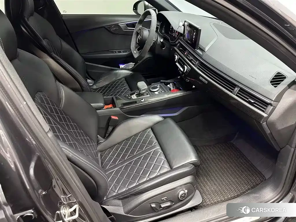Audi S4 id 4628402 из Китая 13