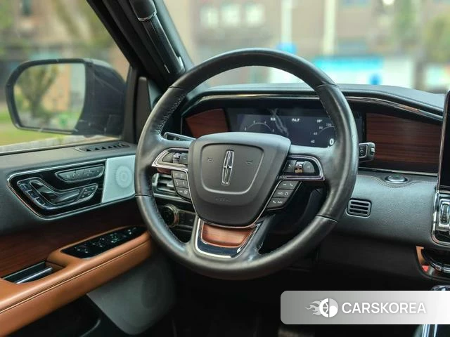 Lincoln Navigator id 4212232 из Китая 23