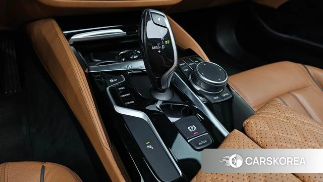 BMW 5 Series (G30) id 4684395 из Кореи 29