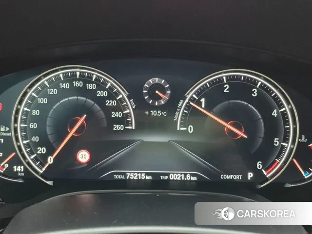 BMW 5 Series (G30) id 3766713 из Кореи 18