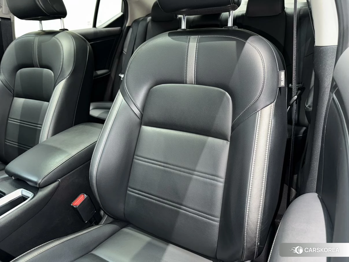 Nissan Xuan Yi id 4454737 из Китая 30