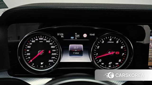 Mercedes-Benz E-Class W213 id 4331268 из Кореи 28