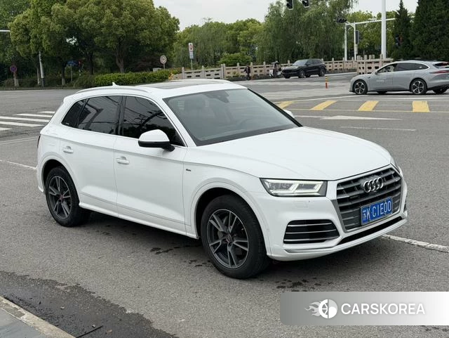 Audi Q5L id 4272942 из Китая 14