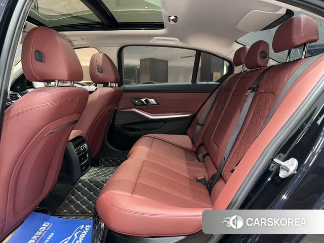 BMW 3 series id 4313732 из Китая 31