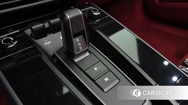 Porsche 911(992) id 3726704 из Кореи 18