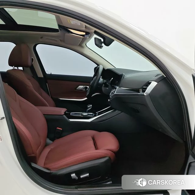 BMW 3 series id 4213142 из Китая 16