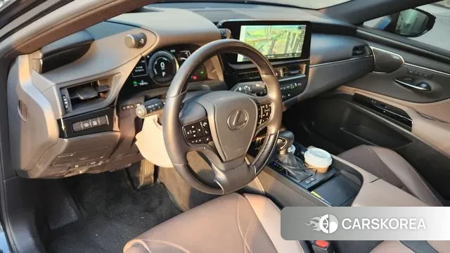 Lexus ES300h 7th generation id 3600123 из Кореи 9