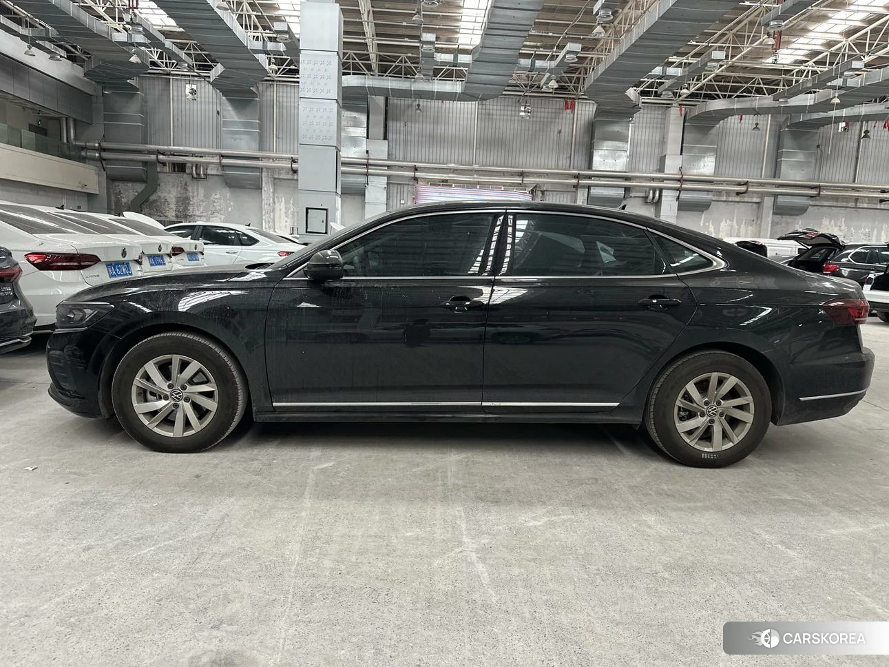 Volkswagen Passat id 4468141 из Китая 9
