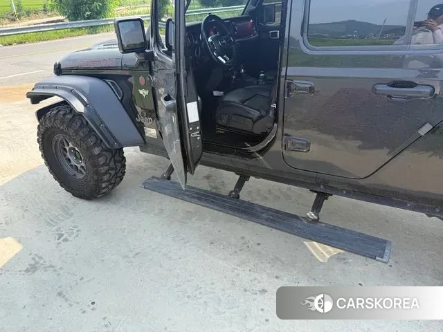 Jeep Gladiator (JT) id 2984593 из Кореи 8