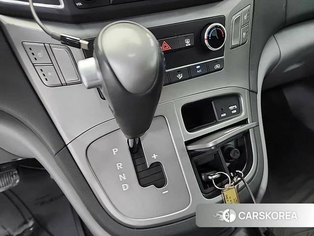 Hyundai The New Grand Starex id 4362530 из Кореи 17