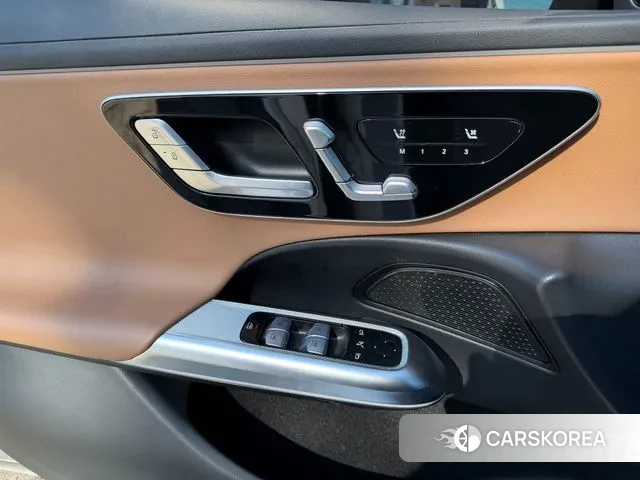 Mercedes-Benz E-Class W214 id 3420078 из Кореи 10