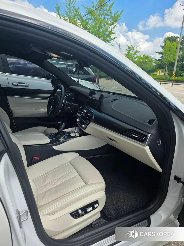 BMW 6 Series GT (G32) id 4601258 из Кореи 8