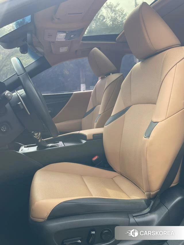 Lexus ES id 4298513 из Китая 10