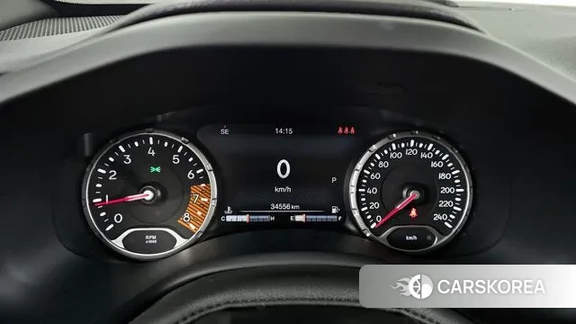 Jeep Renegade id 3437648 из Кореи 18