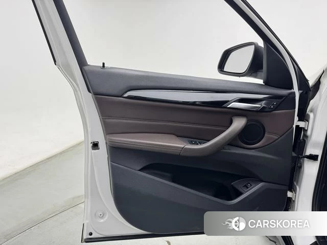 BMW X1 id 4253658 из Китая 26