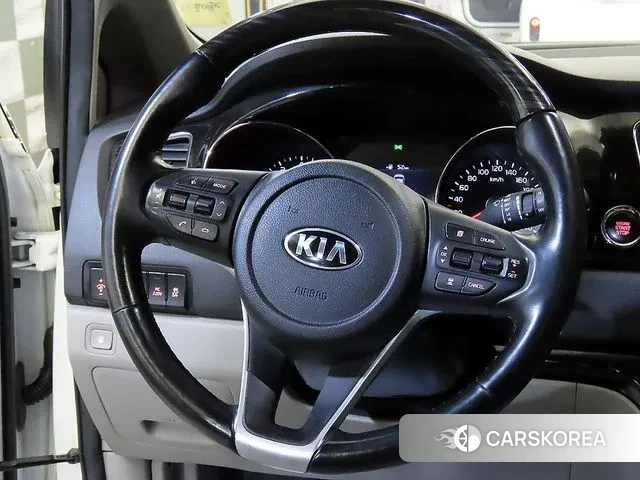 Kia The New Carnival id 3778624 из Кореи 18