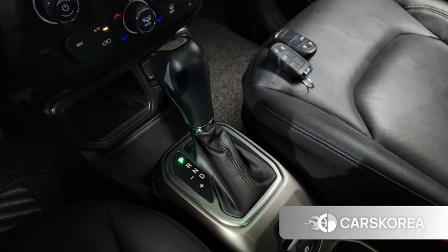 Jeep Renegade id 3911421 из Кореи 18