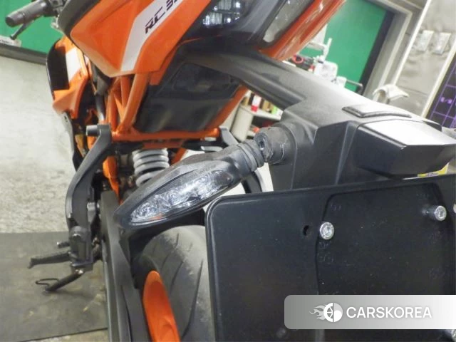 KTM RC 390 id 3939638 из Японии 32