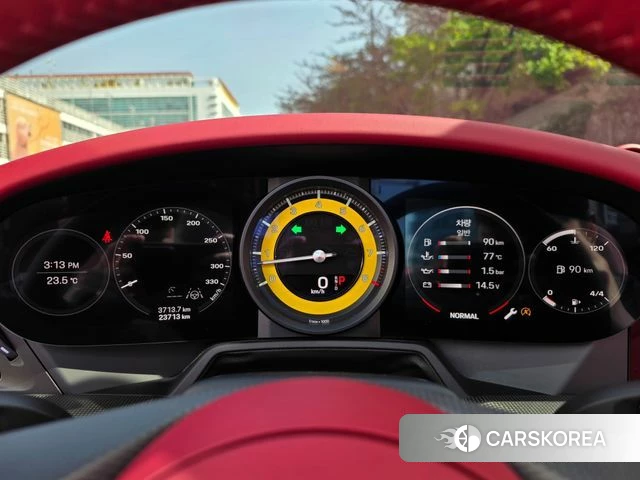 Porsche 911(992) id 3982168 из Кореи 18